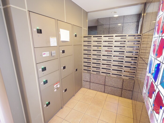 物件外観写真4　(建物設備)