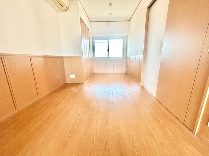 物件内観写真11　(居室)