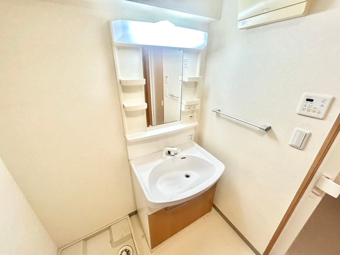 物件内観写真14　(洗面)