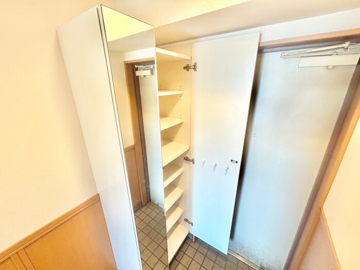 物件内観写真19　(靴箱)