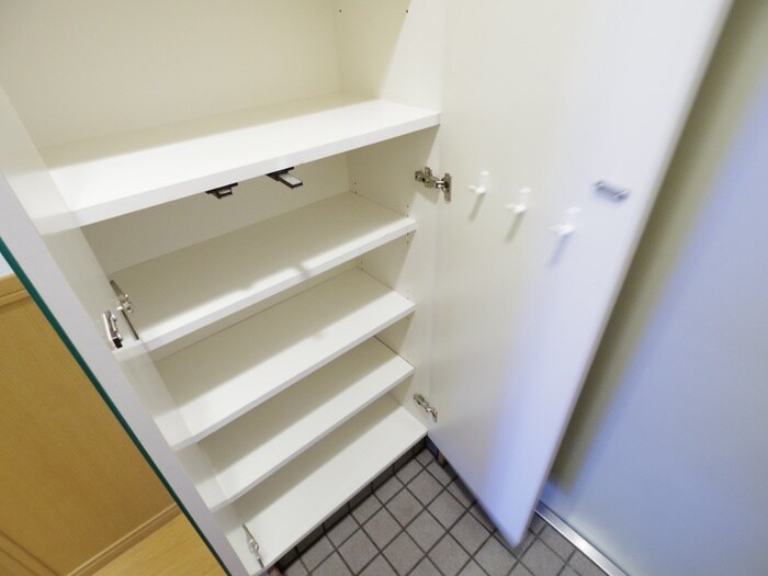 物件内観写真20　(靴箱)