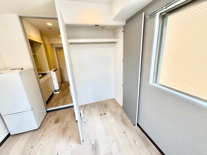 物件内観写真12　(収納)