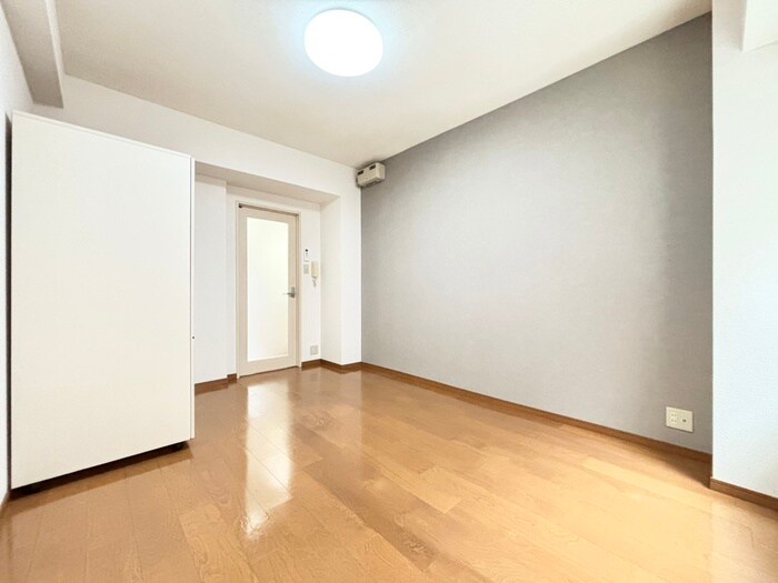 未来小屋の居室