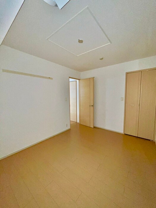 物件内観写真10　(居室)