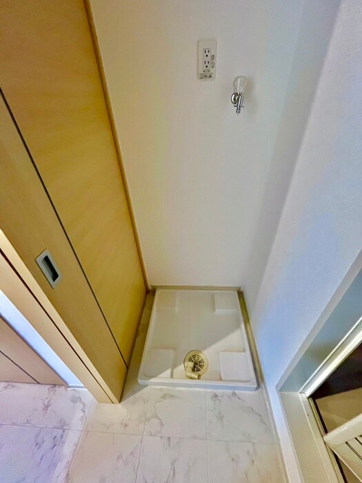 物件内観写真19　(洗濯機置場)