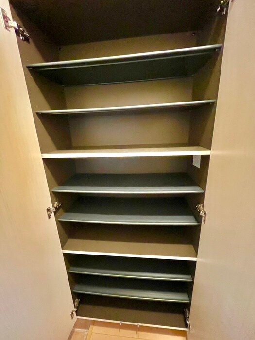 物件内観写真20　(収納)