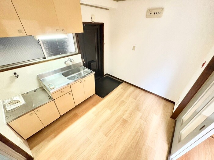 物件内観写真13　(居室)