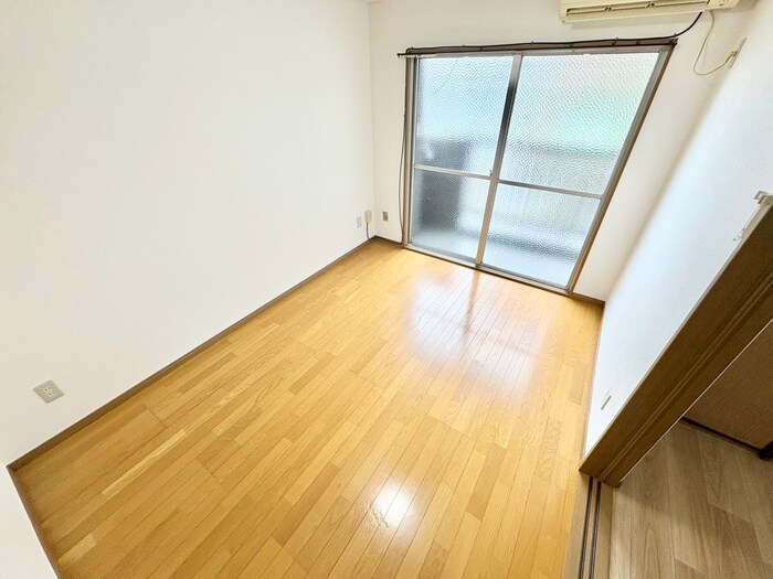 物件内観写真17　(居室)