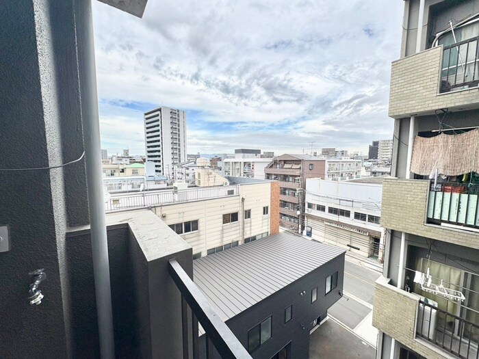 物件内観写真21　(室内からの展望)