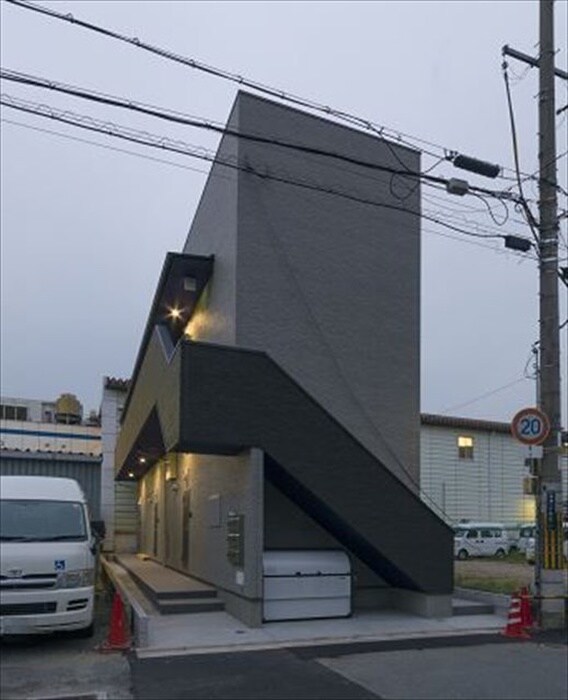 物件外観写真2　(外観写真)