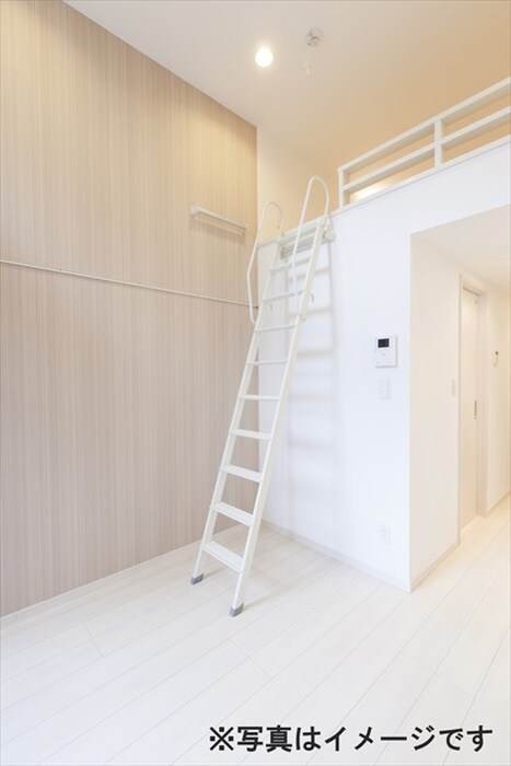 物件内観写真9　(居室)