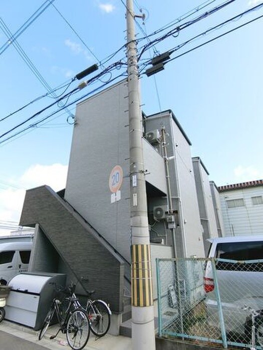 物件外観写真4　(建物設備)