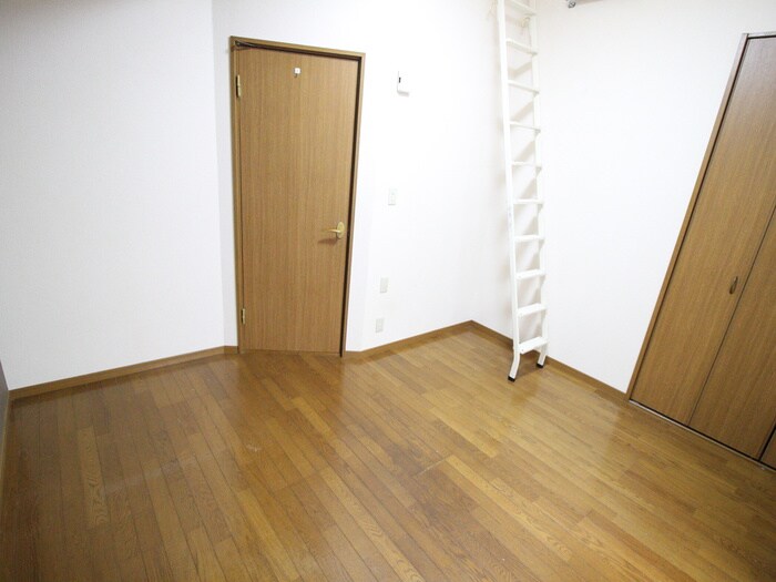 物件内観写真7　(居室)