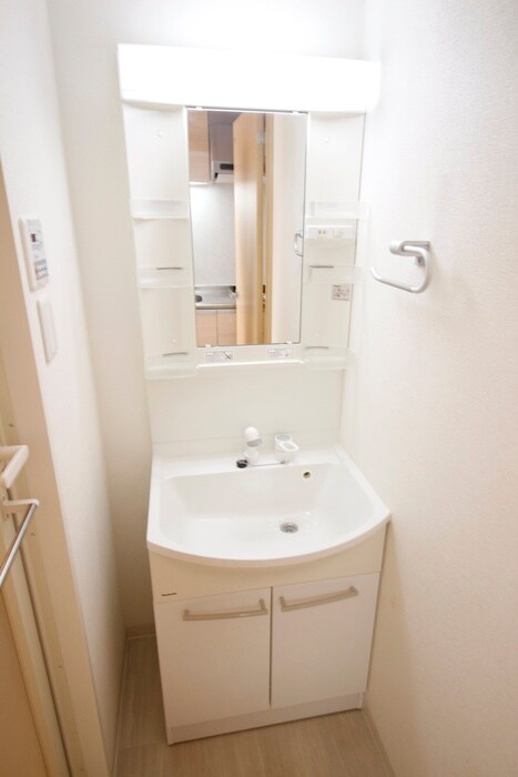 物件内観写真10　(洗面)