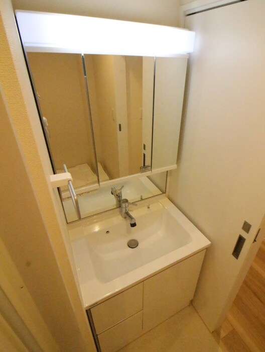 物件内観写真11　(洗面)
