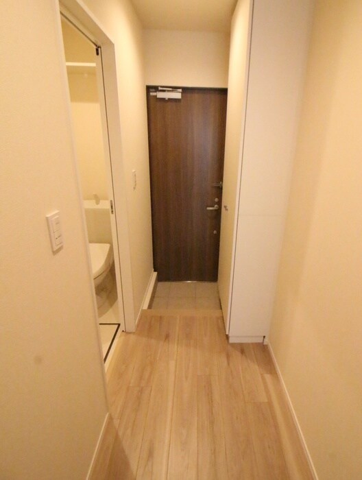 物件内観写真18　(廊下)