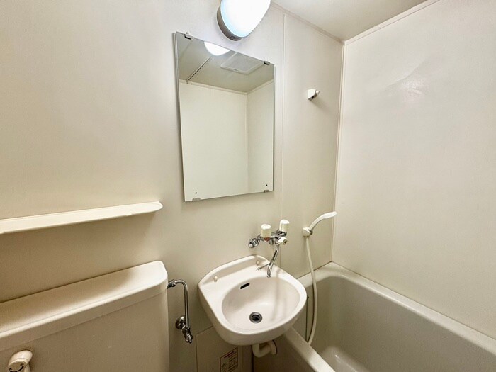 物件内観写真11　(洗面)