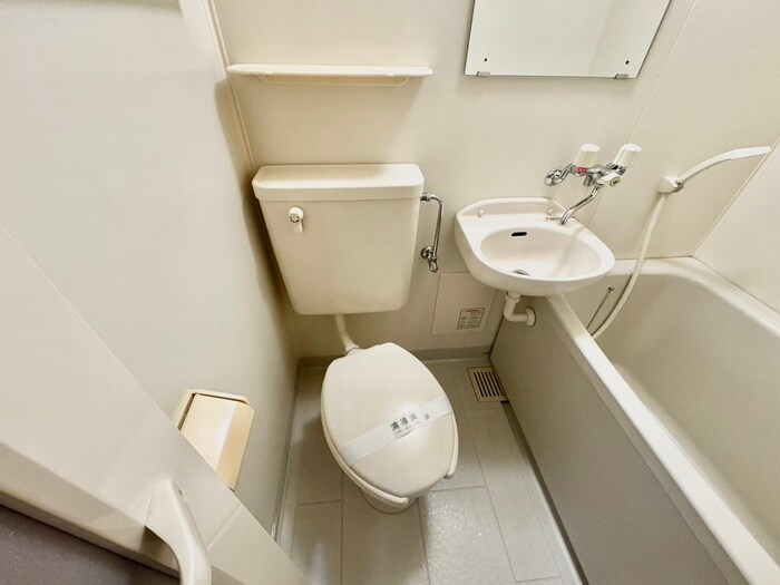 物件内観写真12　(トイレ)