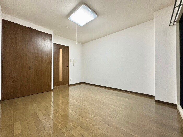 物件内観写真15　(居室)