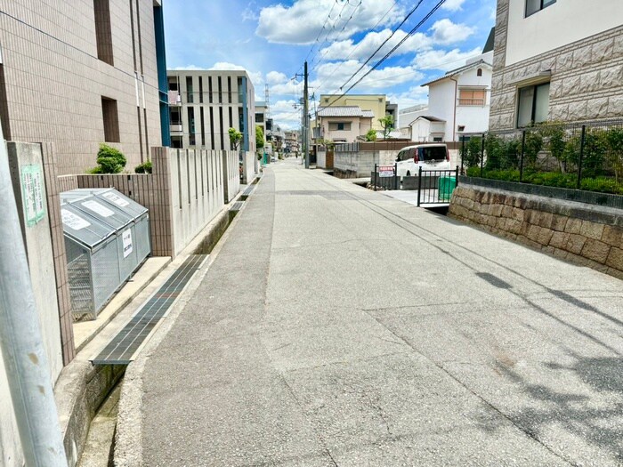 物件外観写真6　(周辺環境)