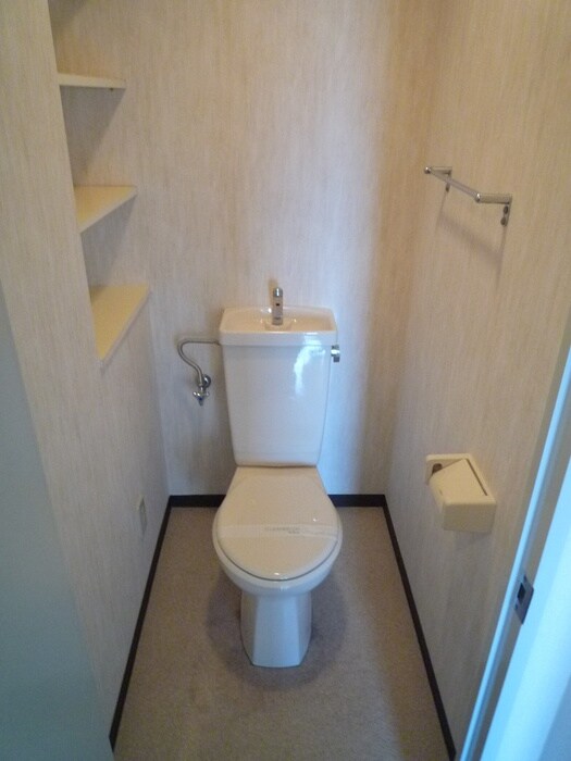 物件内観写真11　(トイレ)
