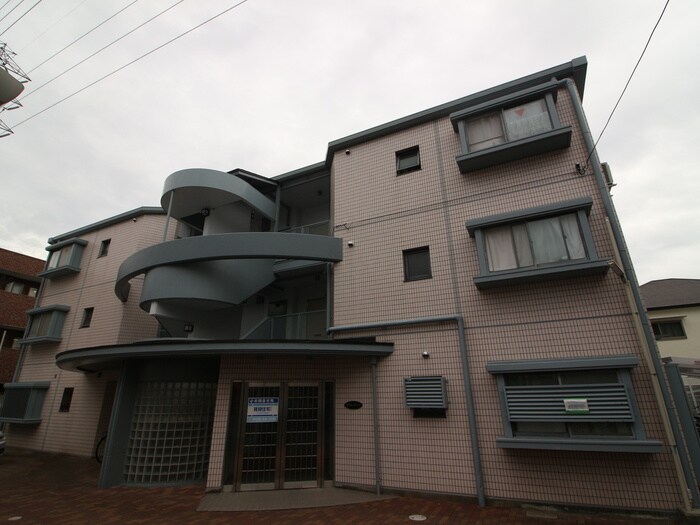 物件外観写真3　(外観写真)