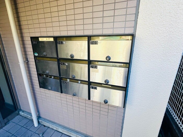 物件外観写真4　(建物設備)