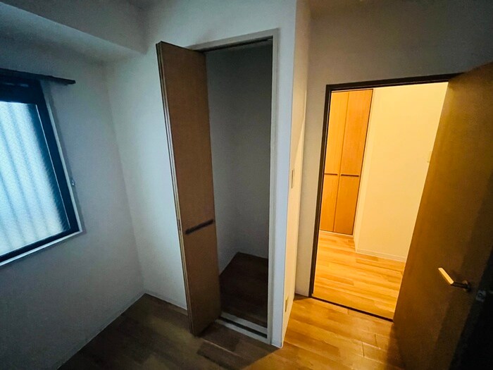 物件内観写真18　(収納)