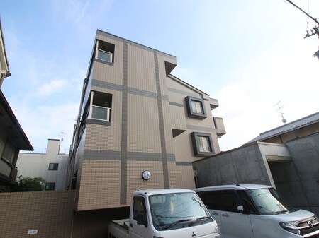 ソレーユ下鴨外観写真