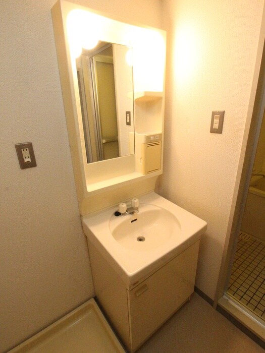 物件内観写真15　(洗面)