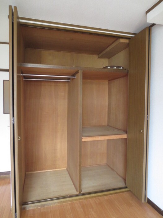 物件内観写真10　(居室)