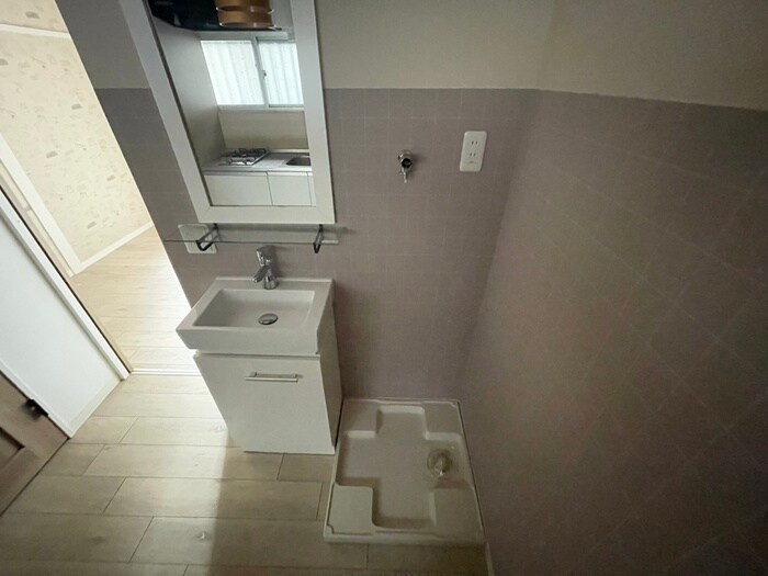 物件内観写真20　(洗濯機置場)