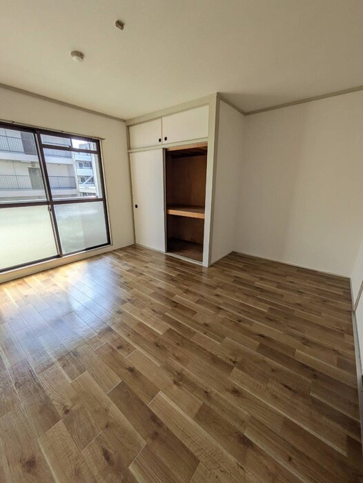 物件内観写真11　(居室)