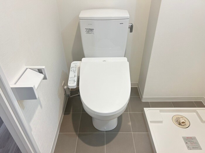 物件内観写真13　(トイレ)