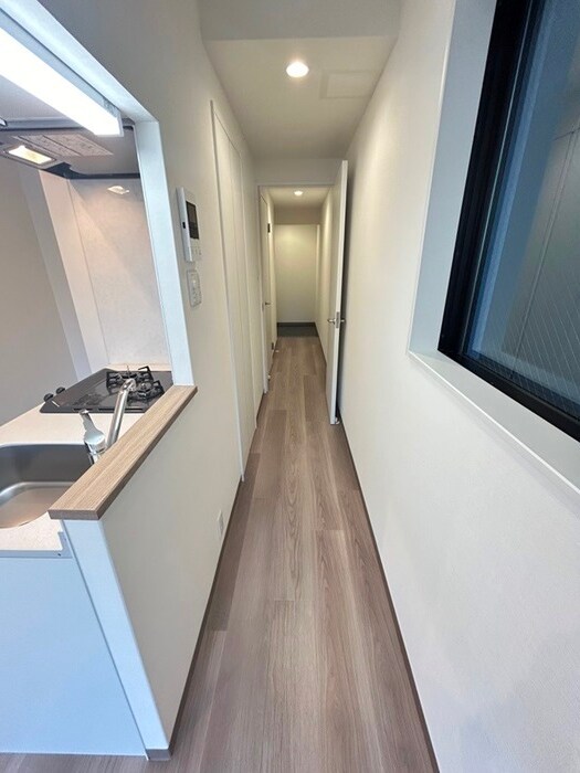 物件内観写真17　(廊下)