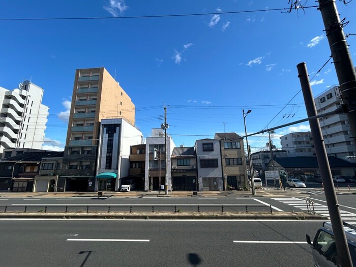 物件内観写真19　(室内からの展望)