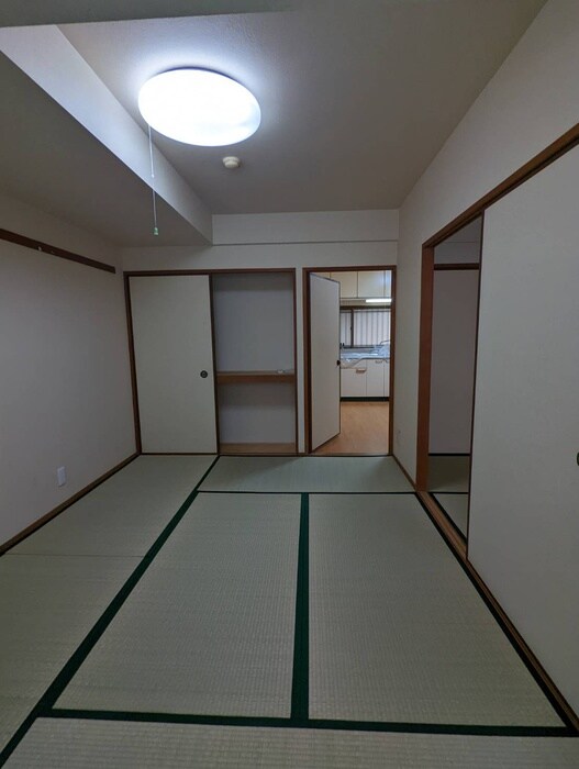 物件内観写真21　(居室)