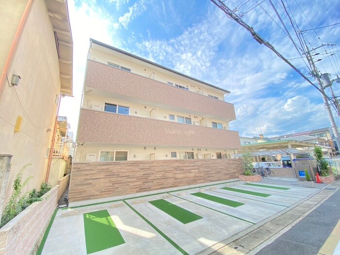 物件外観写真1　(外観写真)