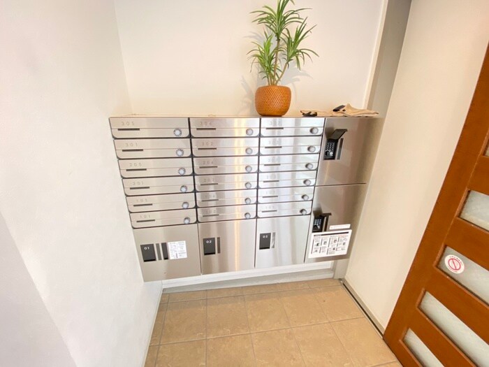 物件外観写真4　(建物設備)