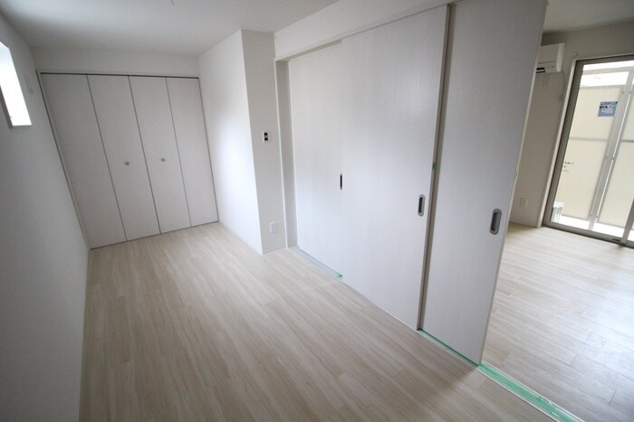 物件内観写真10　(居室)