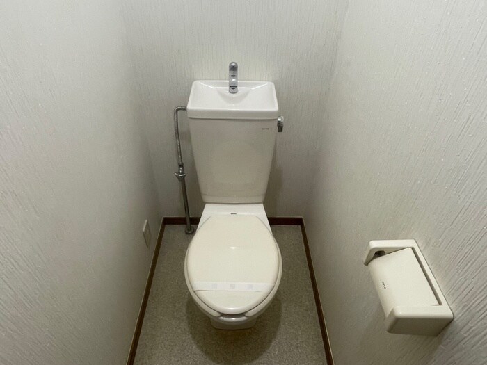 物件内観写真12　(トイレ)