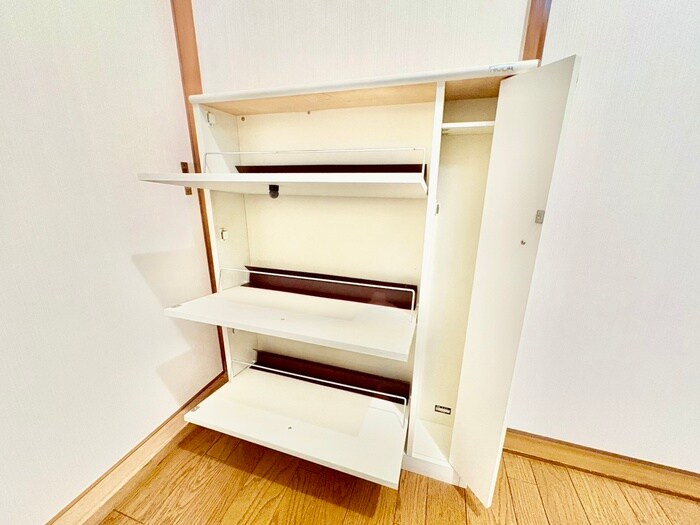 物件内観写真20　(靴箱)