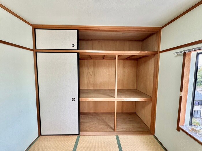 物件内観写真13　(収納)