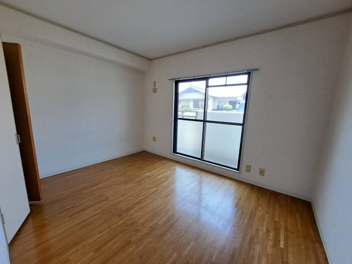 物件内観写真16　(内観写真)