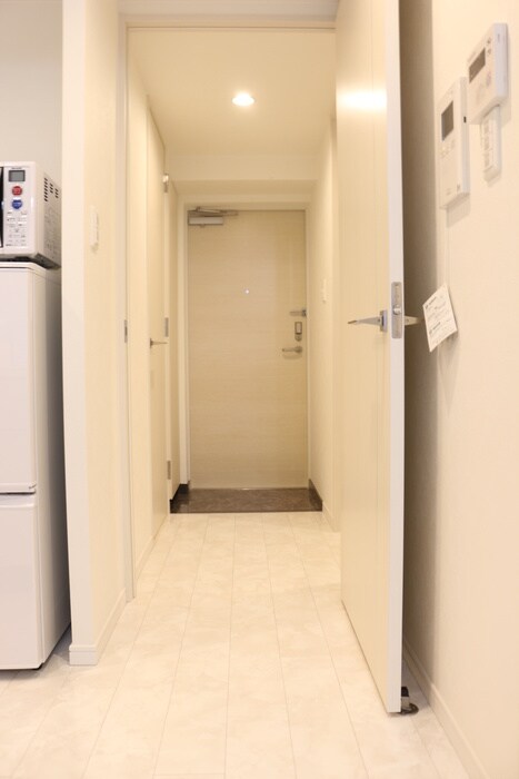 物件内観写真16　(廊下)
