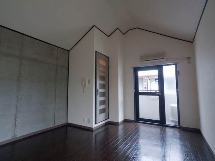 物件内観写真4　(居室)