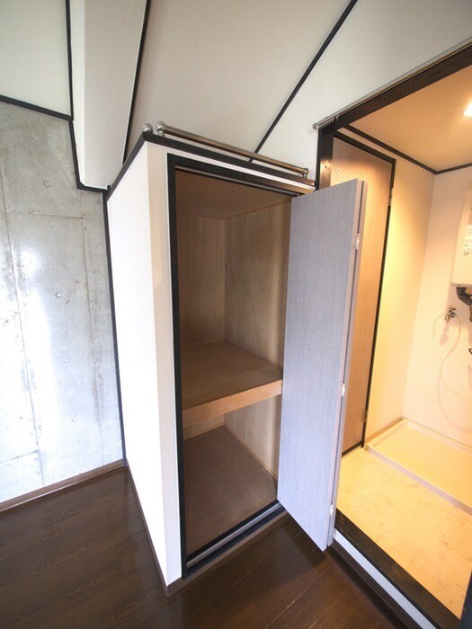 物件内観写真10　(洗面)