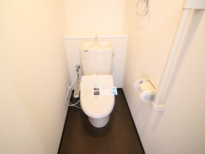 物件内観写真10　(トイレ)