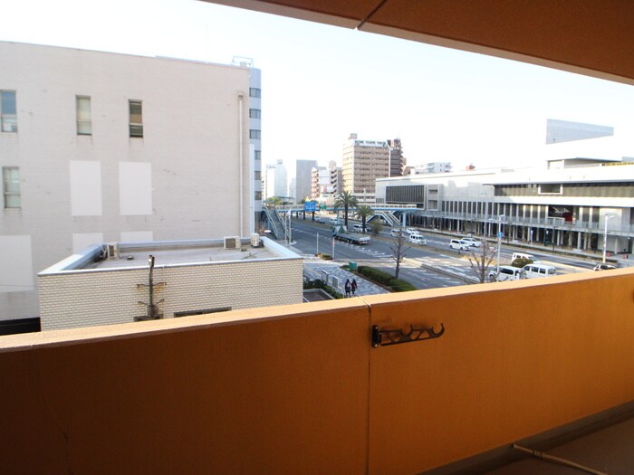 物件内観写真19　(室内からの展望)