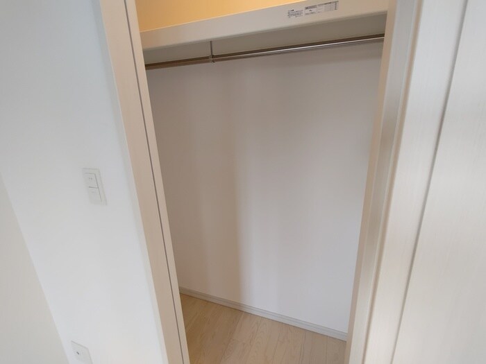 物件内観写真10　(収納)